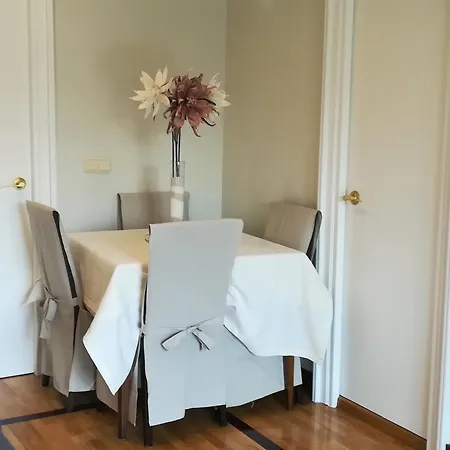 Larraitz Apartment *